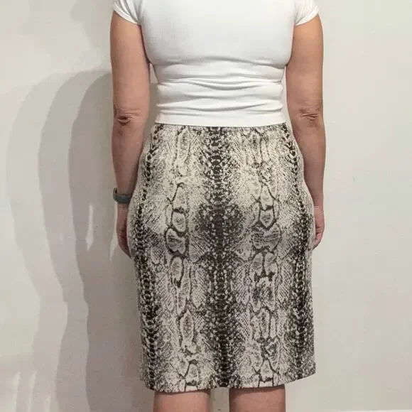 St. John Python Print Midi Skirt Sz 12 - Picture 9 of 11